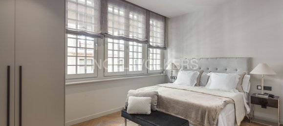 Apartamento de 3 dormitorios en Ciudad Vieja, Spain No. 103366 6