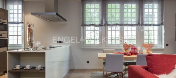 Apartamento de 3 dormitorios en Ciudad Vieja, Spain No. 103366 3