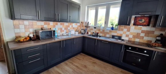 3 Schlafzimmer Haus in Vienne, France, Nr. 338922 3