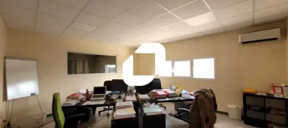 Gewerbliche Immobilie in Linas, France 1668m², Nr. 346139 10