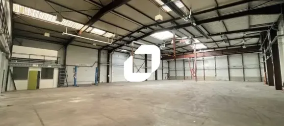 Gewerbliche Immobilie in Linas, France 1668m², Nr. 346139 4