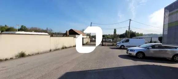 Gewerbliche Immobilie in Linas, France 1668m², Nr. 346139 2