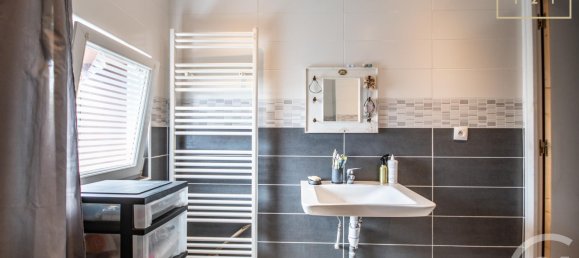 Casa de 3 dormitorios en Maubeuge, France No. 51095 10