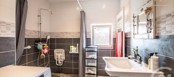 Casa de 3 dormitorios en Maubeuge, France No. 51095 11