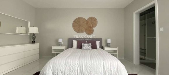 Квартира с 3 спальнями в Сент-Джулианс, Мальта № 11384 8