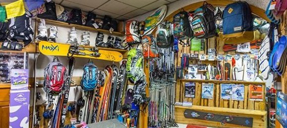 Propiedad comercial en Brides-les-Bains, France No. 208334 2