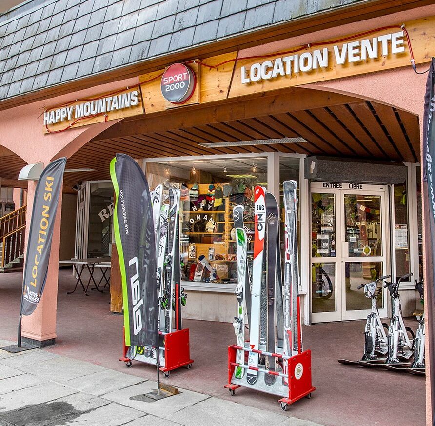 Propiedad comercial en Brides-les-Bains, France No. 208334