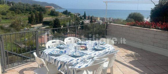 Casa de 2 dormitorios en Diano Marina, Italy No. 300998 13