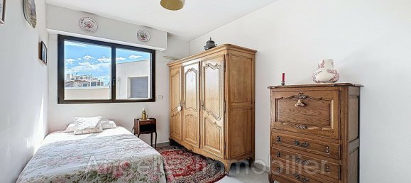 2 bedrooms Penthouse in Antibes, France No. 291169 5