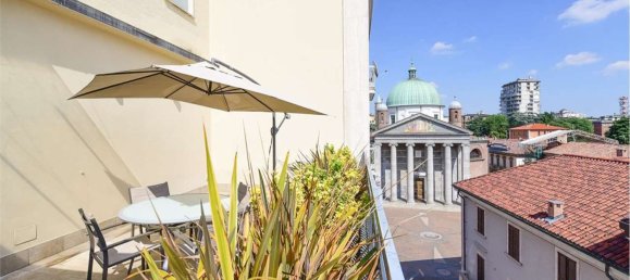 3 غرف نوم بانتهاوس في Seregno, Italy رقم 361176 10