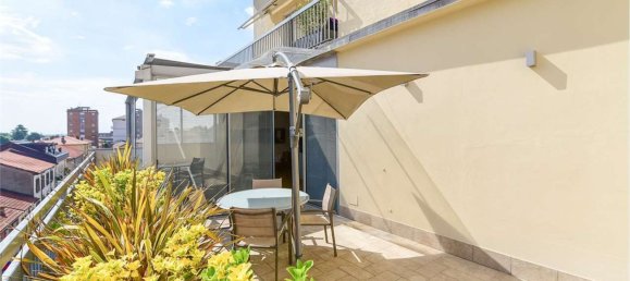 3 غرف نوم بانتهاوس في Seregno, Italy رقم 361176 9