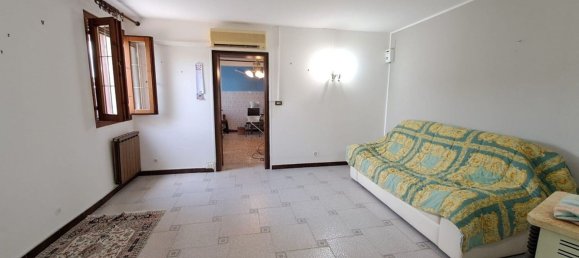 8 bedrooms House in Boara Pisani, Italy No. 344900 19