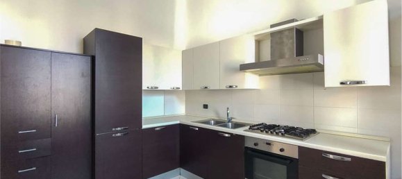 3 rooms Apartment in Lonate Ceppino, Italy No. 2792 5