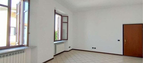 3 rooms Apartment in Lonate Ceppino, Italy No. 2792 4