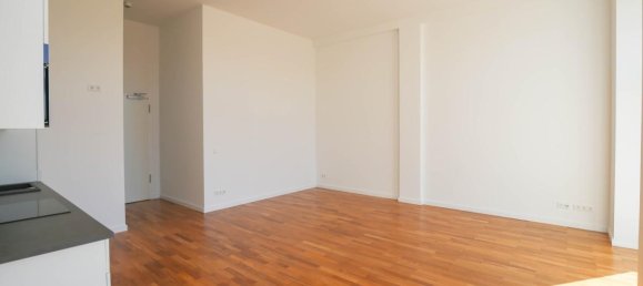 2 rooms Apartment in Lichterfelde, Germany No. 329891 3