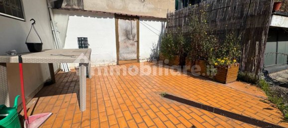 2 bedrooms Apartment in Milan, Italy No. 243105 2