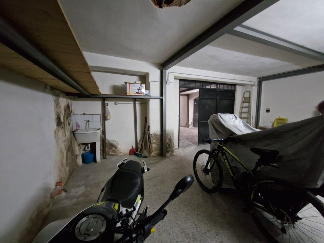 Garage in Catania, Italy 34m², Nr. 383631