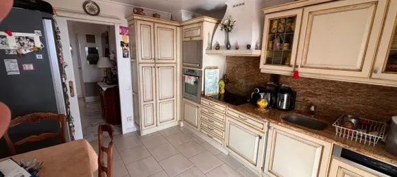 Apartamento de 2 dormitorios en Nice, France No. 339547 14