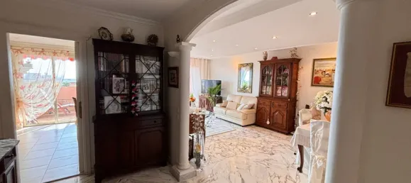 Apartamento de 2 dormitorios en Nice, France No. 339547 2