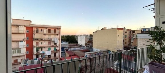 4 Schlafzimmer Wohnung in Naples, Italy, Nr. 327449 15