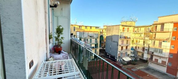 4 Schlafzimmer Wohnung in Naples, Italy, Nr. 327449 22