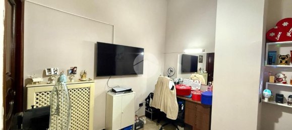 4 Schlafzimmer Wohnung in Naples, Italy, Nr. 327449 17