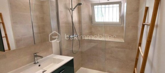 5 Schlafzimmer Haus in Sens, France, Nr. 309519 11