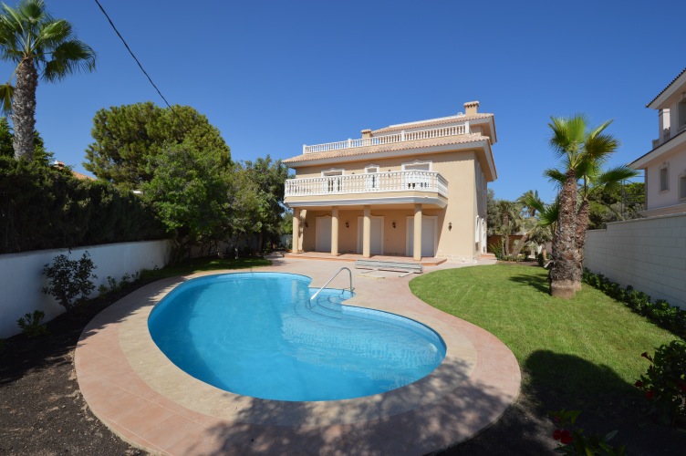 6 Schlafzimmer Villa in Cabo Roig, Spain, Nr. 445