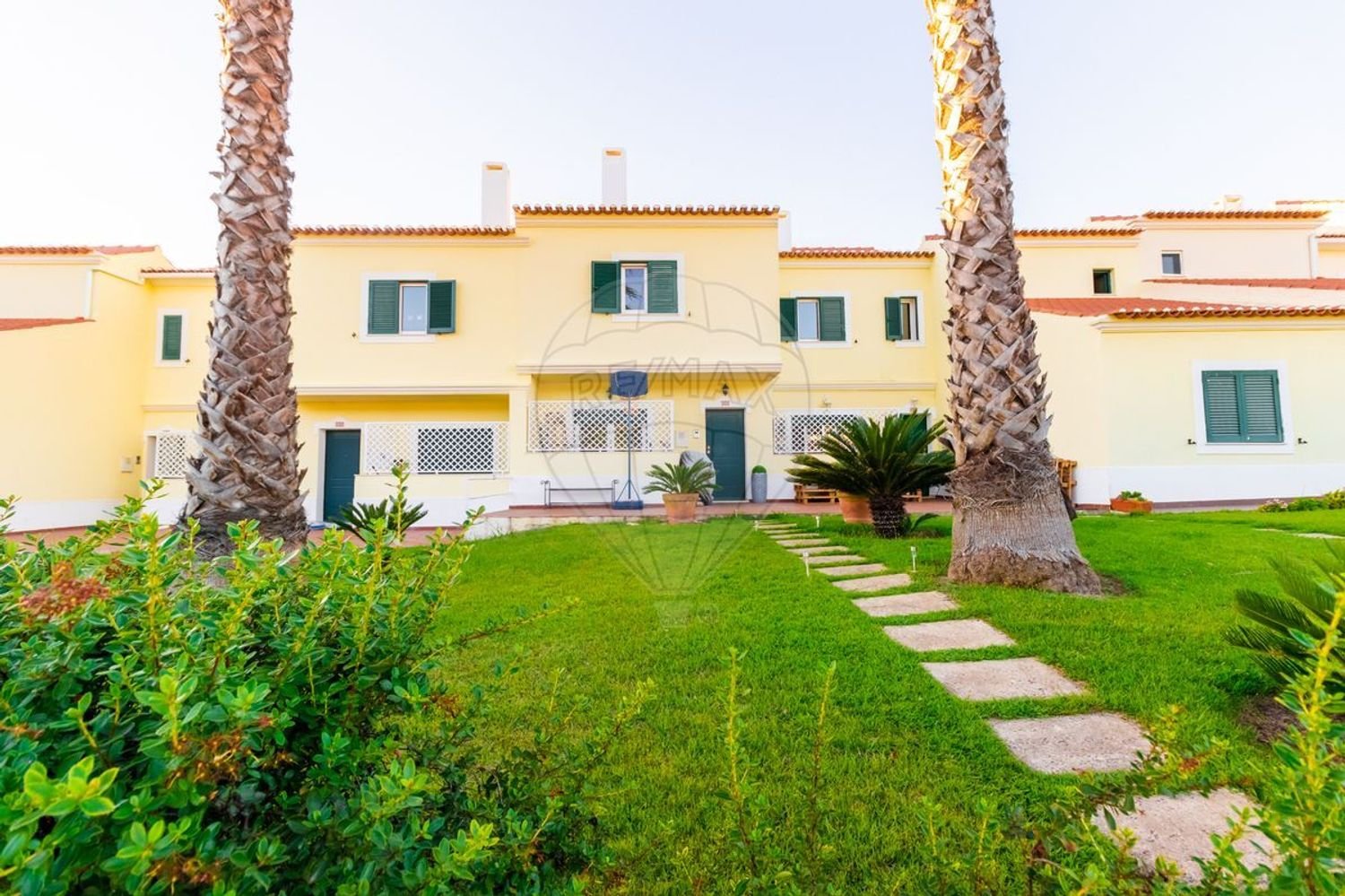 2 bedrooms House in Palmela, Portugal No. 179441