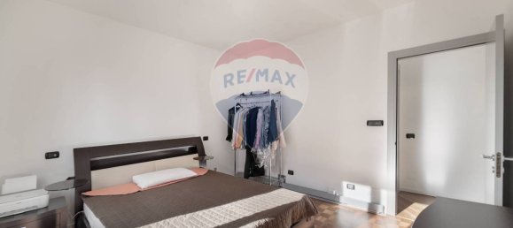 3 bedrooms Penthouse in Merate, Italy No. 52593 38