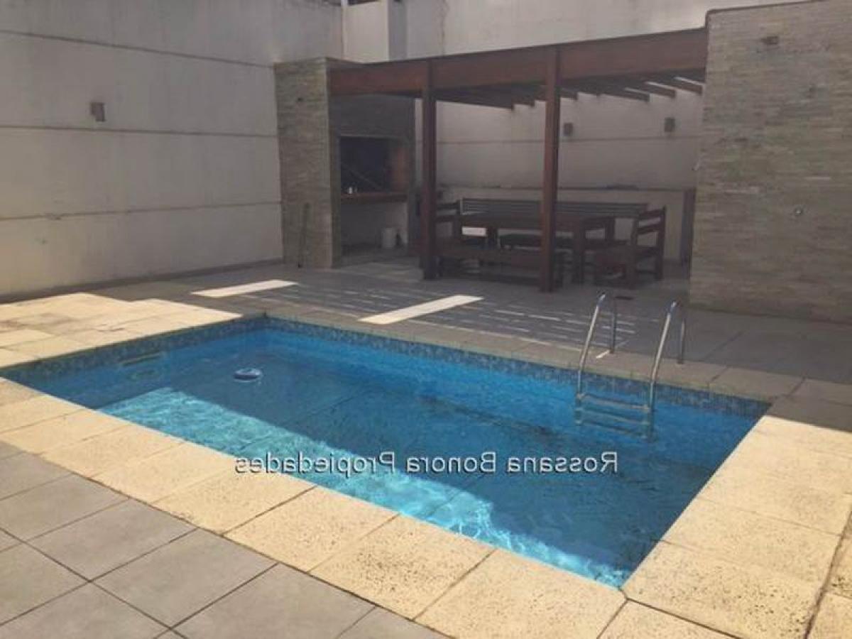 2 bedrooms Apartment in Montevideo, Uruguay No. 181