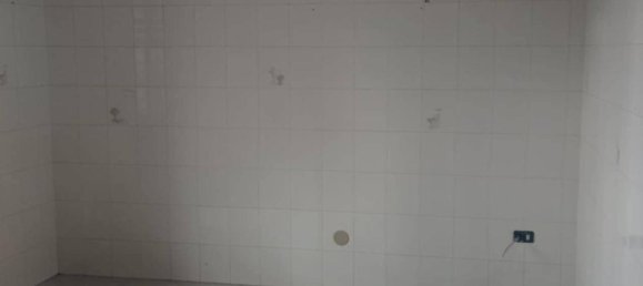 3 rooms Apartment in Scafati, Italy No. 173369 3