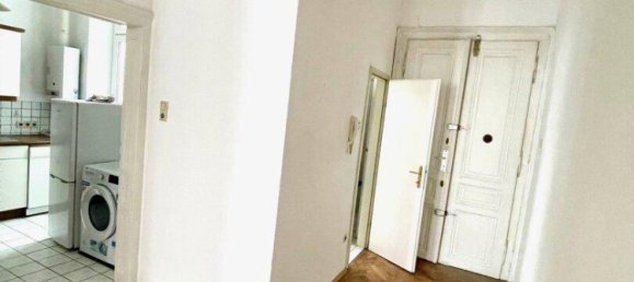 2 rooms Apartment in Vienna, Austria No. 27414 4