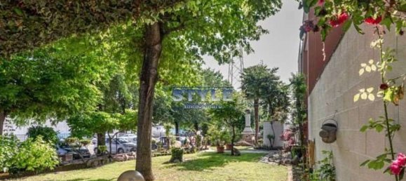 Villa de 8 habitaciónes en Fiesso d'Artico, Italy No. 163545 29