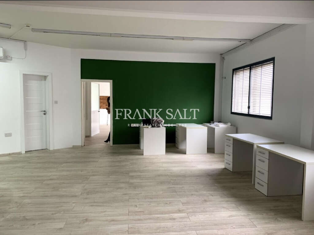 Офис 130м² в Слима, Мальта № 12802