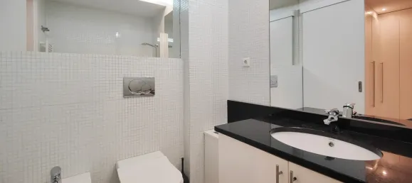 3 bedrooms Duplex in Lisbon, Portugal No. 106713 9