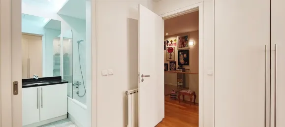 3 bedrooms Duplex in Lisbon, Portugal No. 106713 11