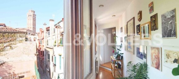 3 bedrooms Apartment in Venice, Italy No. 127310 10
