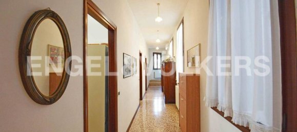 3 bedrooms Apartment in Venice, Italy No. 127310 13