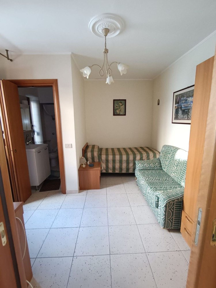 6غرفة منزل ذو طابقين في Lagonegro, Italy رقم 113123