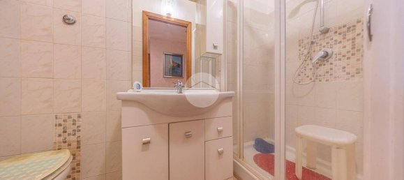 Apartamento de 2 dormitorios en Tivoli, Italy No. 312866 2