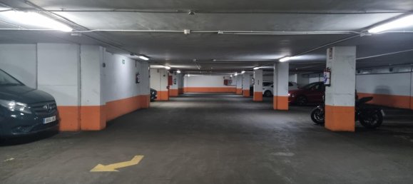 Garagem em Madrid, Spain 12 m² N.º 180671 2