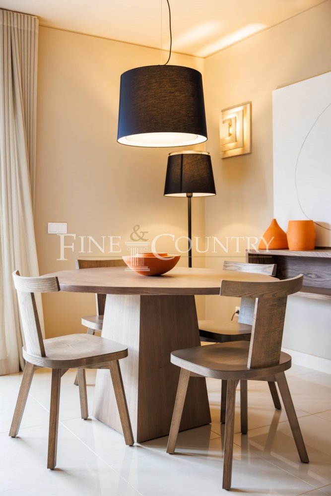 Imóvel comercial T2 em Lagoa, Portugal N.º 92871