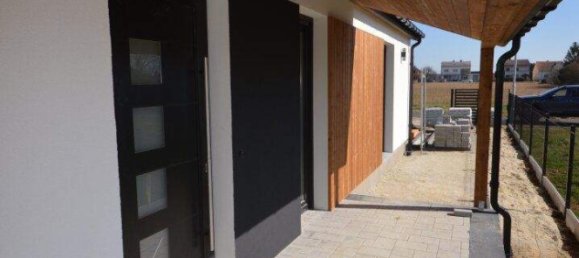 Casa de 5 habitaciónes en Grosspetersdorf, Austria No. 201899 2