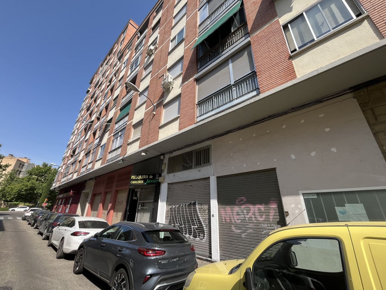 68m² Commercial property in Zaragoza, Spain No. 155055