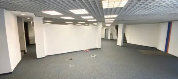 Edifício em Arzberg, Germany 479 m² N.º 353346 5