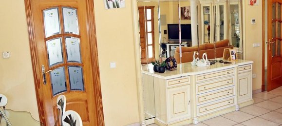 5 bedrooms House in Alicante, Spain No. 12000 16