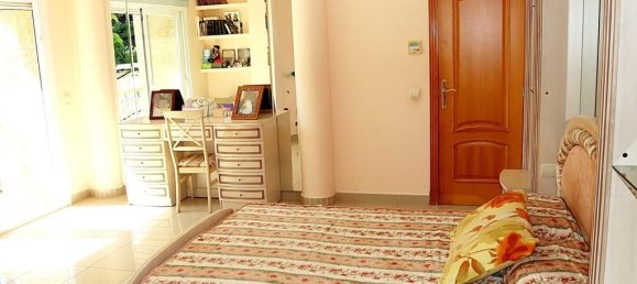 5 bedrooms House in Alicante, Spain No. 12000 19