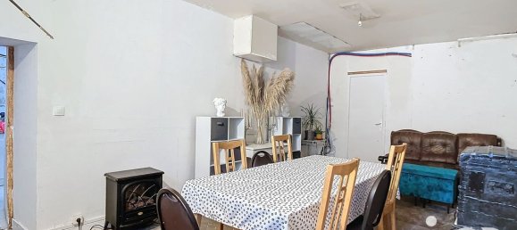 5 rooms Townhouse in Jussy-le-Chaudrier, France No. 51343 7