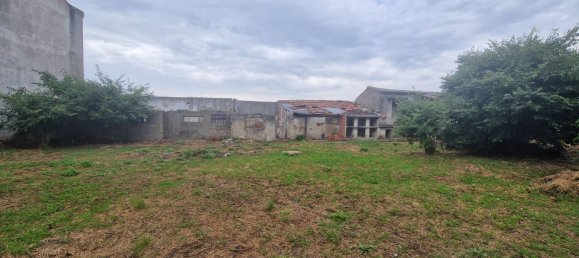 898430m² Land in Amadora, Portugal No. 90313 9